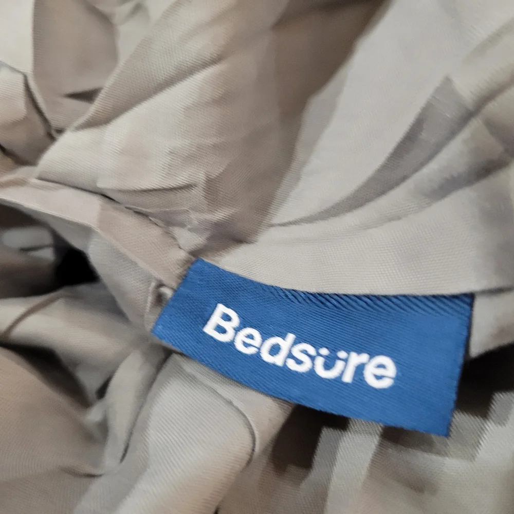 Bedsure Gray Pinch Pleat Pintuck Twin Comforter Embroidered 68x88